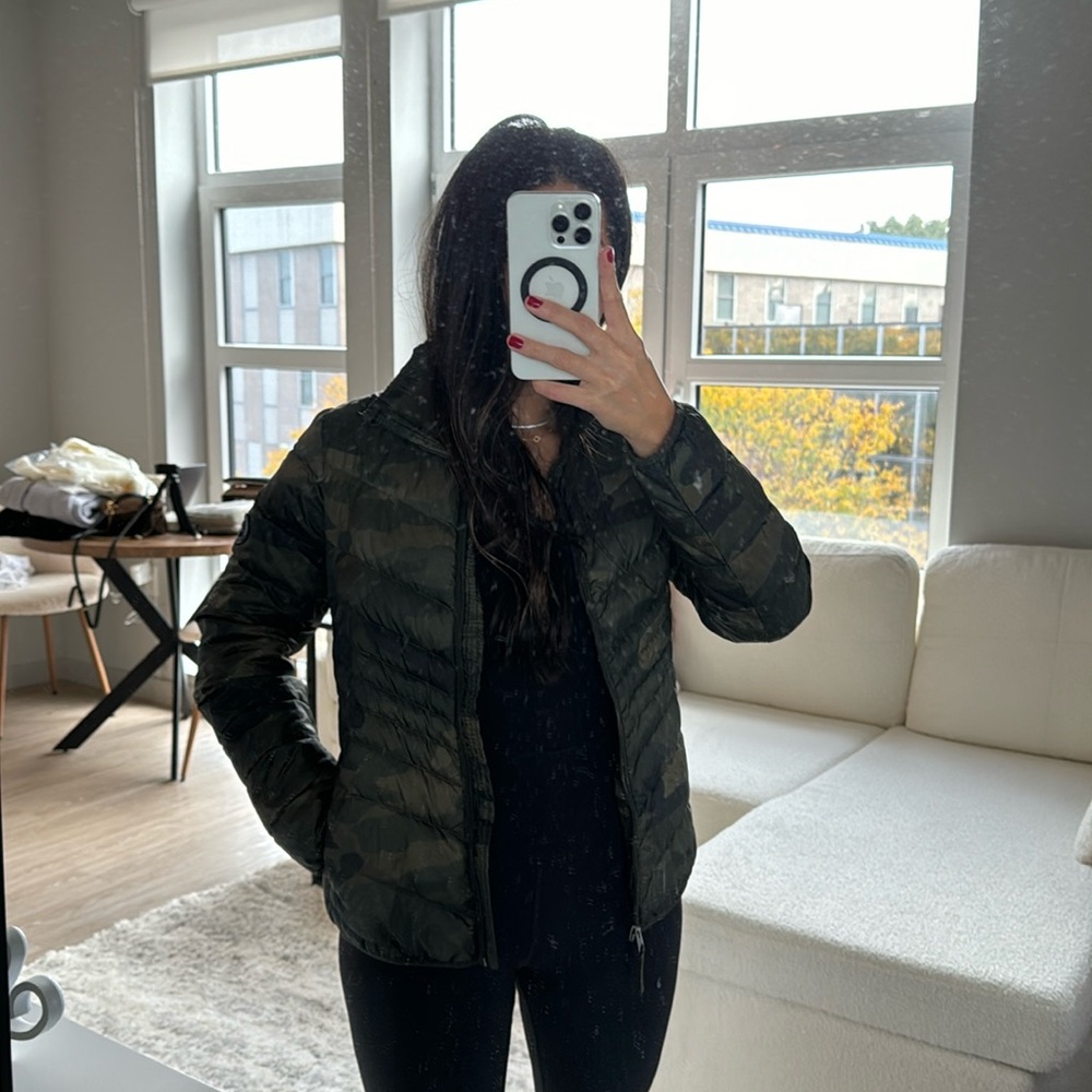 ABERCROMBIE AND FITCH CAMO JACKET